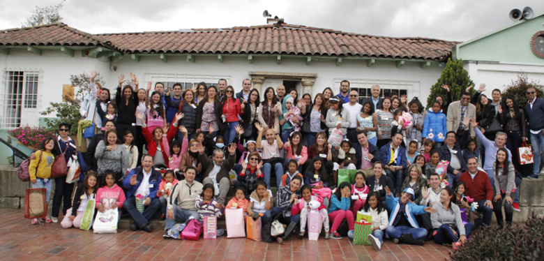 Niñas de la Unidad Arcadia, en jornada con funcionarios de Alcaldía Mayor de Bogotá