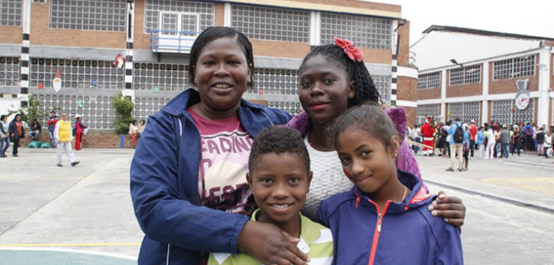 Festival del afecto y la alegría en IDIPRON